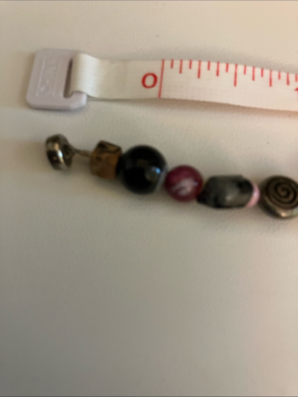 Mixed Pink and Black Beaded Bracelet with Metallic Accents, magnetic closure - Picture 3 of 4